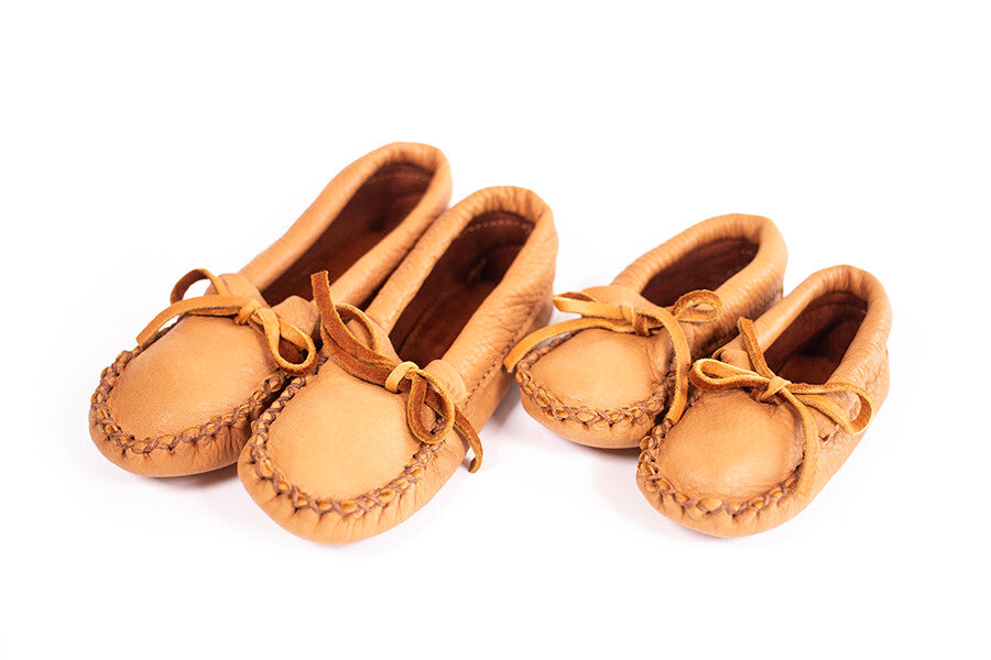 Saddle Tan Deerskin Moccasin (Youth)