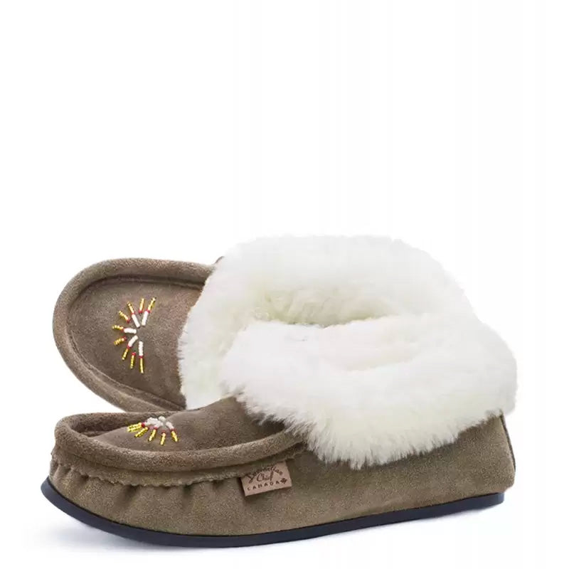 "Laurentian Chief Slipper sheepskin trim, beaded, 5mm black gum sole, sheepskin lined" (Women's)